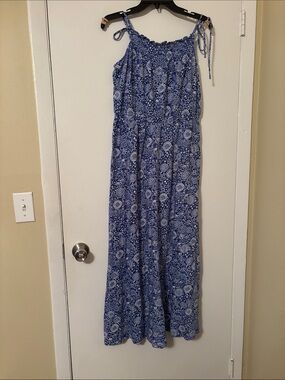 ann taylor loft petite maxi dress NWT Ann Taylor Loft Women's Open Back Maxi Black Dress